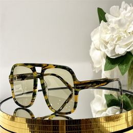Lunettes de soleil Tom Letter for Men Women Designer Luxury New Fashion Classic Sunglasses Lenses Men Volvyle Trend Brand Sunglasses