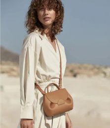 Tonca Texture Dubbele schoudertas Camel Numero un nano ma cyme Handtas Dames Crossbody Dameshandtas Leren tas Luxe onderarmschoudertas