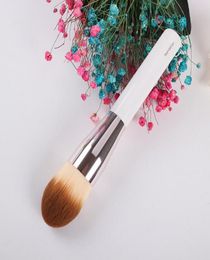 TongueShaped Foundation Brush BB Cream Brush Makeup Brush Tool Beauty5654187