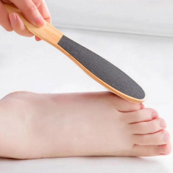 Tool Professional Fichiers Double facette de pied Discassement Callus pour les pieds Roueur pédicure en bois pour lisser la peau dure à sec dure grossière