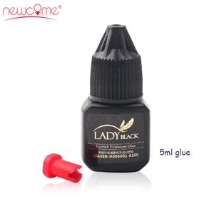 Outils 1 bouteille 5 ml Lady Black Eyellash Extension Glue Séchage rapide False False Extension de cils Glue sur 6 semaines Maquillez les outils professionnels