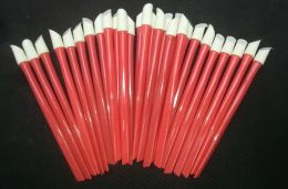 Outils livraison gratuite ~ 100pcs Couleur rouge en gros, 98 mm de longueur, pousseurs de cuticules en plastique, outils à ongles