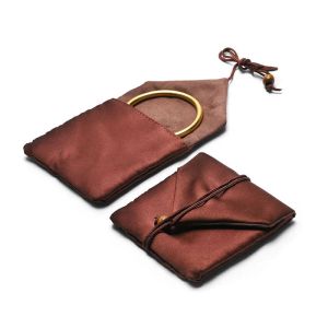 Outils 10pcs Brown Tissu Velours Bracelet Bracelet Organisateur Pochettes Bijoux Sacs De Rangement 9.5 * 9.5cm Enveloppes De Corde Pochettes Emballage Cadeau