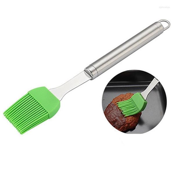 Outils 1pc résistant à la chaleur badigeonnant l'huile de pâtisserie en silicone avec poignée en métal accessoires de barbecue couleur aléatoire