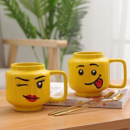 Outils amis tasses à café tasse en céramique tasses souriant Expression visage dessin animé lait thé tasses mignon Drinkware Zm120106