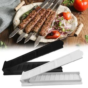 Gereedschap Enkele rij vleesspiesjes Kebab Maker Barbecue Stringer Box Machine Outdoor Camping BBQ Plastic Keukenaccessoires