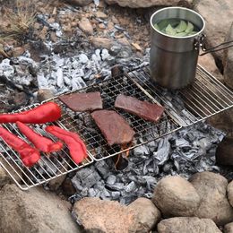 Outils Grill BBQ portable en acier inoxydable - Rack de pliage pour une distribution de chaleur uniforme cuisine extérieure idéale