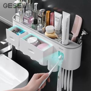 Brosse à dents Gesew Gesew Magninet Magnined Brosse Brosse de dentifrice imperméable Sheer pour toilettes ACCESSOIRES DE SALLE DE SALLE DE DISTRAPE