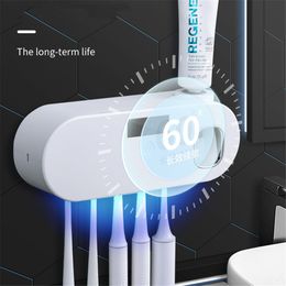 Tandenborstelhouders Zonne-energie UV-houder Tandpastadispenser Badkamer Opbergdoos Multifunctionele USB Charge 230809