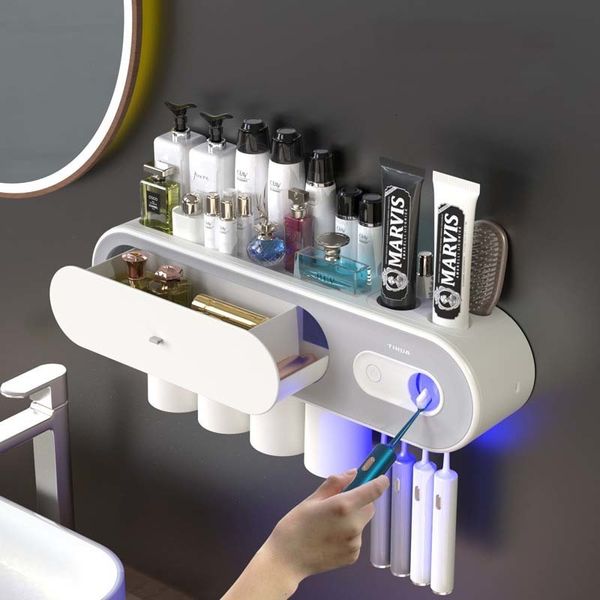 Soportes para cepillos de dientes Soporte para cepillos de dientes automático montado en la pared Exprimidor de pasta de dientes Energía solar Soporte para cepillos de dientes UV Estante de almacenamiento Accesorios de baño 230718