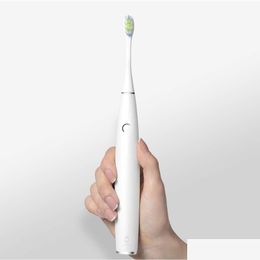 Brosse à dents électrique Oclean One avec 2 têtes de brosse - Sonique rechargeable pour des soins dentaires supérieurs et une santé bucco-dentaire Drop Delive Ots2V