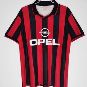 1995 1996 Camisetas de fútbol retro Kaká Maldini VAN BASTEN Pirlo Gullit Shevchenko Vintage MilanS Camisa Kits clásicos hombres Maillots de AC camiseta de fútbol