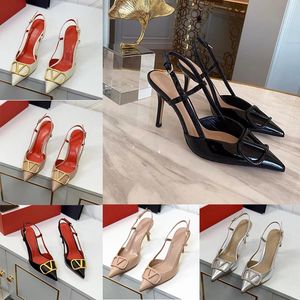 met doos designer hakken beroemde vrouw Valentijnssandaal Schoenen met hoge hakken Klassiekers Pumps 6cm 8cm wit zwart goud Hakken Naakt Lakleer Dames Luxe coachsandalen