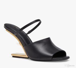 Top 23S / S Primeras sandalias Zapatos de vestir Correa de cuero Bombas de tacón esculpido en forma de F Venta al por mayor Metal de color dorado Descuento Calzado para exteriores con caja