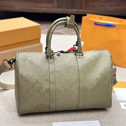 Top 40cm Designer Duffle Sacs Holdalls Duffel Bag Bagages Week-end Sacs de voyage Hommes Femmes Bagages Voyages de haute qualité Style de mode