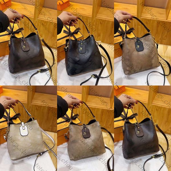 TOP 5a Marca de lujo Bolso bolso Bolso de mano Fábrica al por mayor Bolsos de playa conjunto de piezas Comercio exterior popular Bolso de cubo Bolso de moda Bolso bandolera de hombro femenino