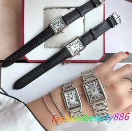 Relojes de pulsera con tanque rectangulares geométricos AAA superiores Relojes de cuarzo para personas mayores Reloj con números romanos para mujer Reloj de cristal de zafiro de cuero negro Montres ultradelgados