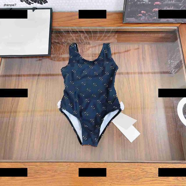 Top Baby Designer Swimsuit Girls Swimwwear Designer One-Piece Nouvelle lettre d'arrivée Impression de bain Bathing Taille 80-150 cm Livraison gratuite Mar23