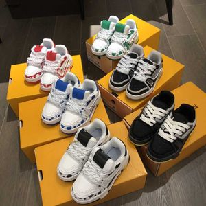 Top Baby Shoes Colorfle Dot Printing Designer Kids Spite Size 26-35 incluyendo cajas Multi color Opcional Girls Boys Sneakers DEC05