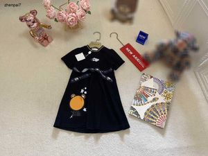 Top Baby Jirt Cartoon Bear Match Princess Robe Taille 90-160 cm Kids Designer Vêtements Summer Summer Girls Girls Partydress 24mai