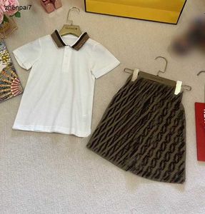 Top pour bébé Tracksuit Kids Designer Clothes Taille 110-160 cm Deux pièces Polo Polo et Brown Letter Printing Shorts 24MA