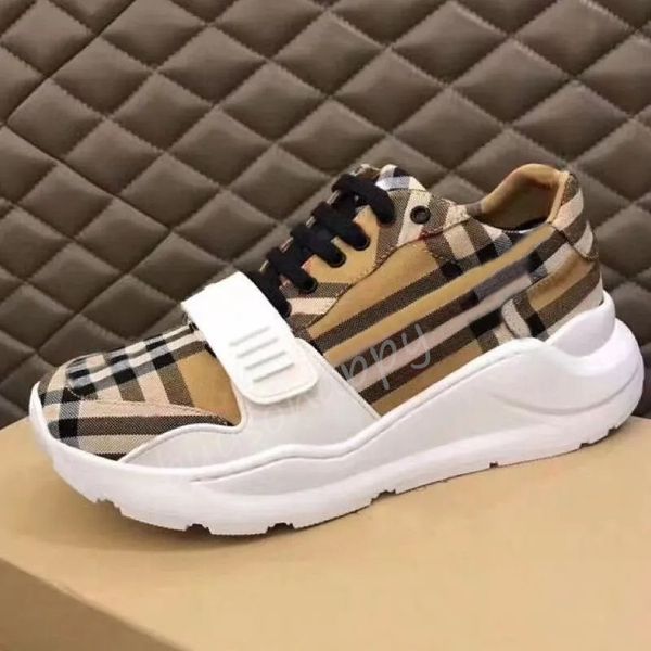 Top BB chaussures en rayures en cuir plate chaussures décontractées baskets à carreaux Femmes Voyage Laceup Sneaker 100 Cow Hide Fashion Lady Designer Running Trainers