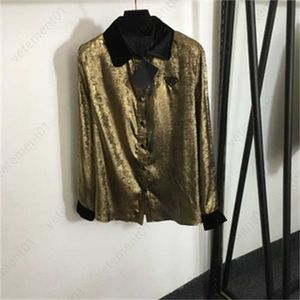 Blusa superior Camisa de diseñador Camisa con botones para mujer Etiqueta triangular Insignia Adorno Solapa con bloques de color Oro Plata 2 colores Camisas de terciopelo de manga larga Ropa para mujer