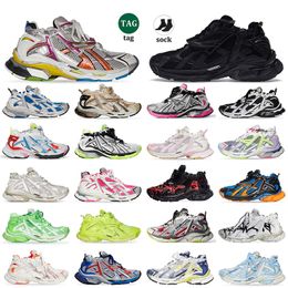 Top Brand Baalenciagas Designer Shoes Track Runners Runners Sneakers Triple 7 Tracks Femmes décontractées pour hommes en cuir gratuit blanc noir argent rose rose en nylon Tracks Trainers