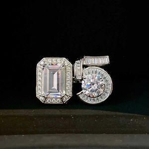 Topmerk Pure 925 Sterling Zilveren Sieraden Emerald Cut Letter 5 Design Ringen Grote Diamanten Ringen Engagement Bruiloft Luxe Jewelry204C