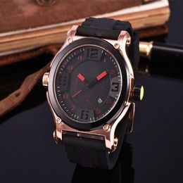 Top Brand Racing Black Silicone Quartz Fashion Mens Time Clock Watches Auto Date Men Dress Designer Kijk hele mannelijke geschenken Wri262B