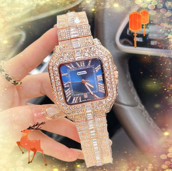 Top Brand Table Men Luxury Watch Bling Bling Shiny Starry Diamonds Ring Clock Quartz Batterz 3 Pointer Design de bonne qualité carré Roman Tank Duad Chain Chain Bracelet Wrist