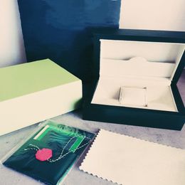 Top Brand Watch Boxes Cases AAA Luxurys Bekijk Green Box Papers Gift Leather Bag Card 0.8kg voor polshorloges Certificaathandbag
