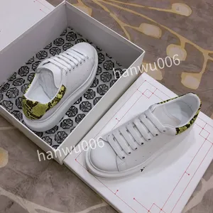 Top Brand Damesontwerper Casual schoenen Real Leather Classic Plaid Trainers Stripes Shoe Fashion Trainer voor man Woman Color Sneakers2023