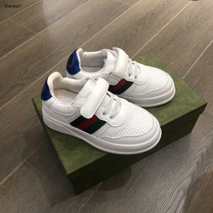 Top ademende designschoenen voor jongens meisjes van hoge kwaliteit kinder sneakers maat 26-35 gesp bak baby casual schoenen inclusief doos sep15