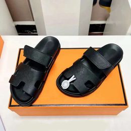 Top chypre Designer Men Femmes Second Oncle Oran Sandal Slippers Automne Fashion Fashion Sandales en cuir réel en cuir de haute qualité Taille 35-45 avec boîte 904