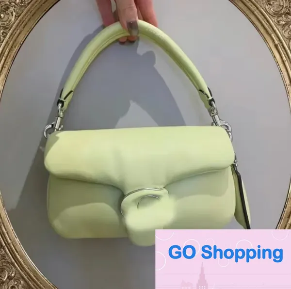 Bolso de hombro con almohada para mujer, diseño clásico superior, bolso de mano con solapa suave blanco, bolsos cruzados de cuero pequeños a la moda, venta al por mayor