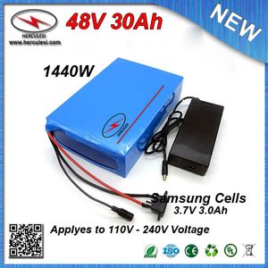 Batterie de vélo électrique à boîtier en PVC classique 48V 30Ah intégrée 3.7V 3000 mah Samsung 18650 cellule 30A BMS et chargeur 54.6V 2A