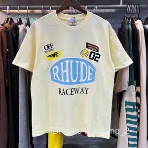 Top artisanat Rhude hommes t-shirts été créateur de mode t-shirts rue décontracté à manches courtes style plage t-shirts coton impression chemise 23SSS A124 DRF0