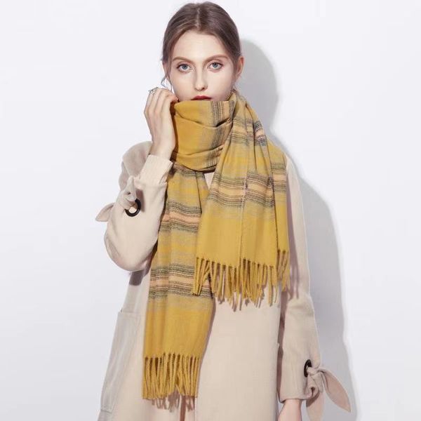 Top design Écharpes de luxe Écharpe en soie de créateur Châle sciarpa foulard echarpe écharpes en cachemire pour femmes classiques automne et hiver Cadeaux de Noël à carreaux en gros