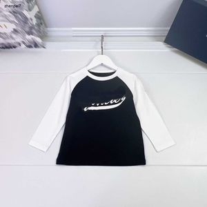 Top designer Baby Clothes Kids Sweat à capuche en noir et blanc design de chantier de chantier 100-160 cm de haute qualité Sweatshirts août 10