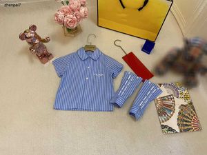 Topontwerper baby shirt mode mode herfst kleding voor kinderen revers topmaat 100-160 cm afneembare mouw ontwerp kind blouses aug30