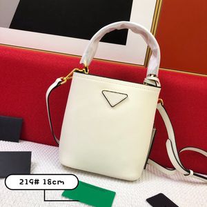 Top sacs de créateurs petit sac panier en cuir saffiano Sac fourre-tout de luxe Sac à main pour femme Épaule de mode Bandoulière vintage Doublure en cuir d'agneau à double compartiment neuf