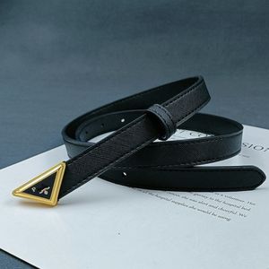 Designer Dames Merkriem Luxe lederen riemen Casual Letter Gladde gesp Riembreedte 2,0 cm Met doos