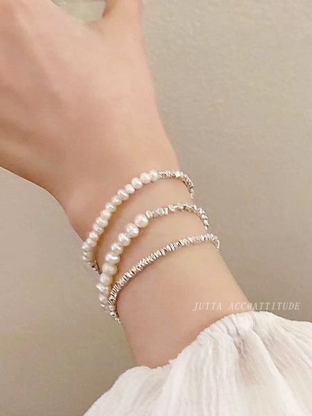 Bracelet de créateur haut de gamme, bracelet en argent cassé, perle féminine, bracelet baroque en argent pur, luxe léger et perles simples, nouvelle mode haut de gamme 2024