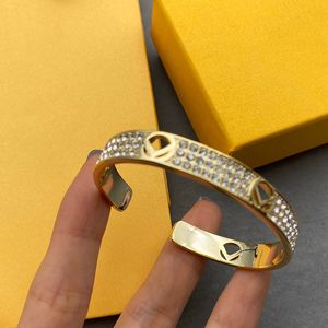 Top Designer Bracelet Pour Femmes Hommes Bracelets Classique Marque Bijoux Or Bracelet Diamant Bracelets F Bracelet Cadeaux De Noël 2209273