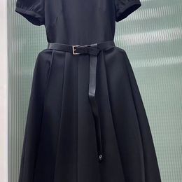 Top designer marque mode femme rond couche robe mince noir robe décontractée femme femme sexy robe charmante filles blanc princesse jupe ceinture jupe Q2