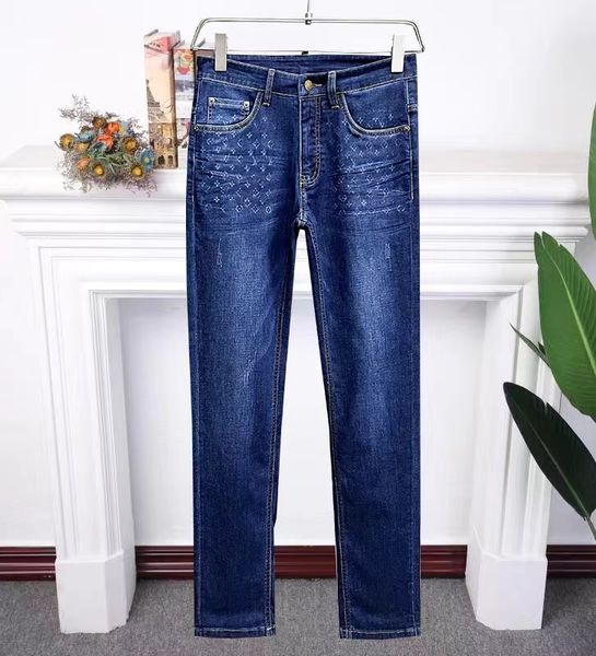 Top Designer Jeans LECTURE LEXURIE LETTRE LLOGO LLOGO HIGHED LADIED DENIM Tissu à la mode Pantalon décontracté Pantalon Imprimé Slim Fit Pantal