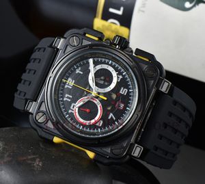 Top designer herenhorloges Elegant uurwerk quartz uurwerk comfortabele rubberen band polshorloges montre de luxe 007 horloge