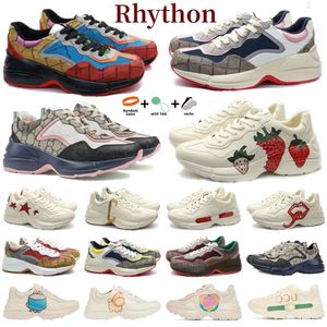 Top Designer Rhython Shoe Hommes Femmes Rhythons Chaussures Casual Rhyton Sneaker Lip Sports Semelles épaisses Femmes Lettre de dessin animé Épais Soleg Famille Beige Camel Platform Shoe 354