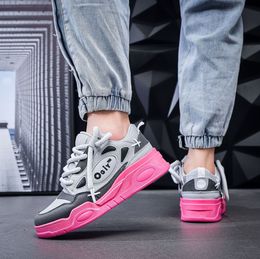 Top Designer Running Shoes Sneakers Trainers pour hommes femmes des Chaussures Schuhe Scarpe Zapatilla Outdoor Fashion Sports Toile de chaussure